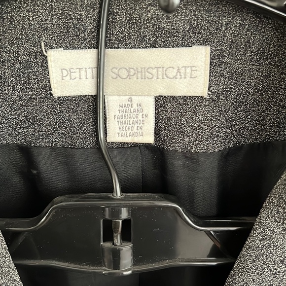 Petite Sophisticate Suit - Picture 4 of 7